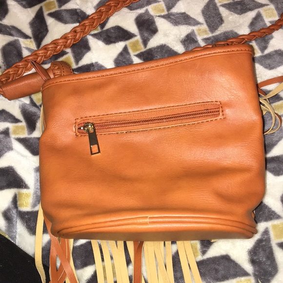 Rue21 frilled purse - Picture 2 of 5